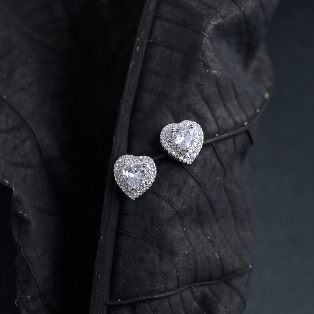 Silver Queen's Heart Studs image 0