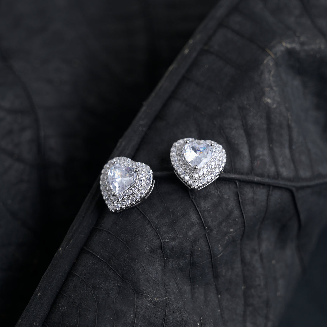 Silver Queen's Heart Studs image 2