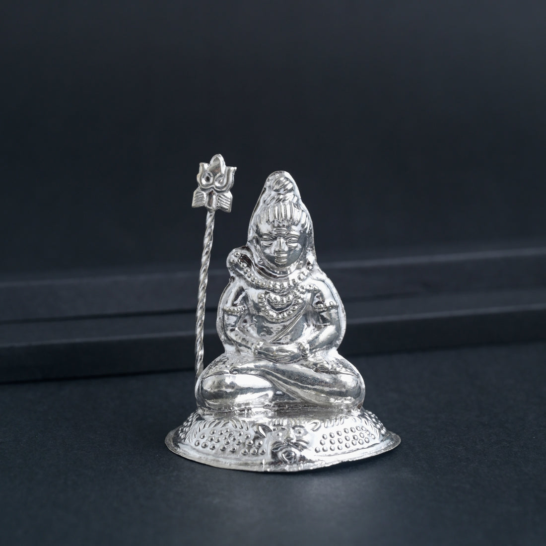 Silver Mahadev Idol image 0